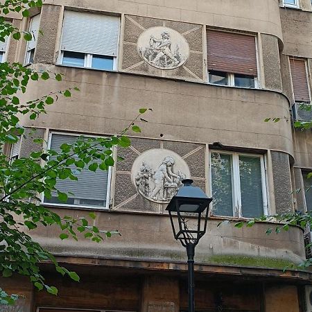 Bohemian Dawn Apartment Белград Екстериор снимка