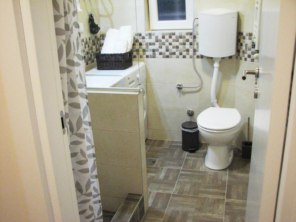Bohemian Dawn Apartment Белград Екстериор снимка
